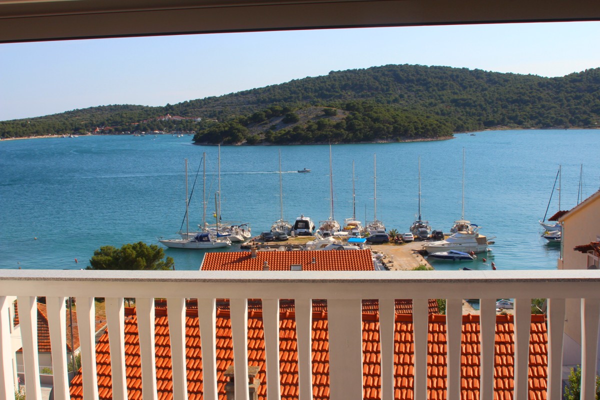Adria Villa Apartmanok | Tisno